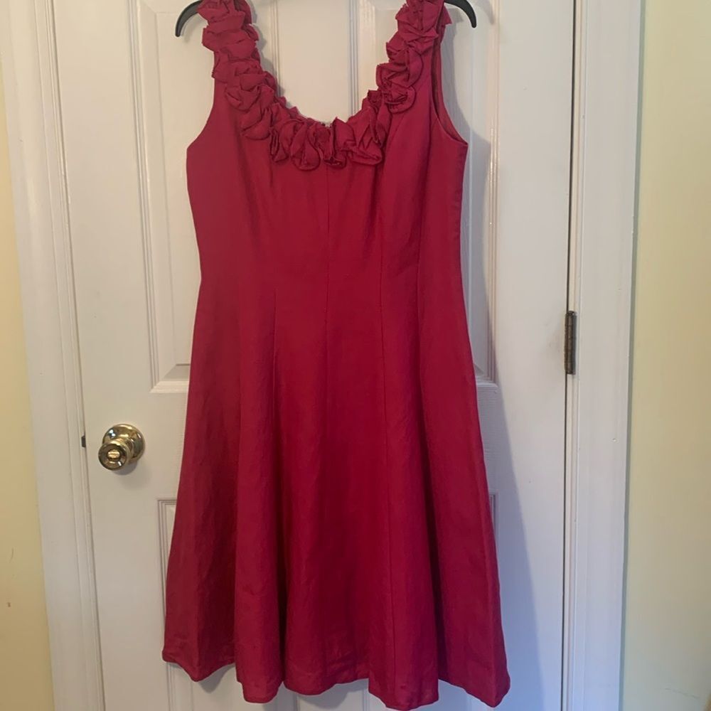 JESSICA HOWARD SLEEVELESS DRESS FIT AND FLARE WITH FABRIC FLOWERS AT SCOOP NECK